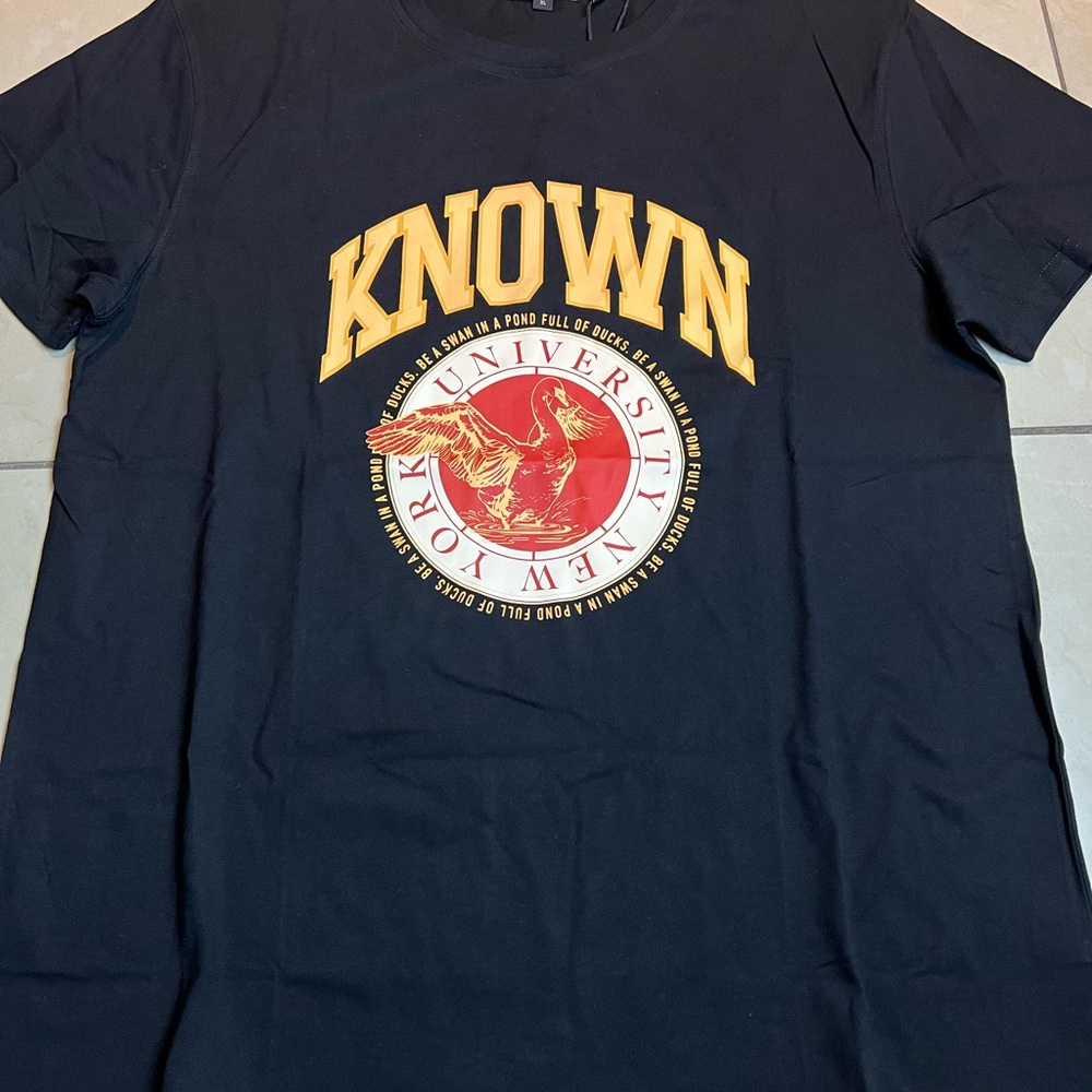 Well known shirt size xl